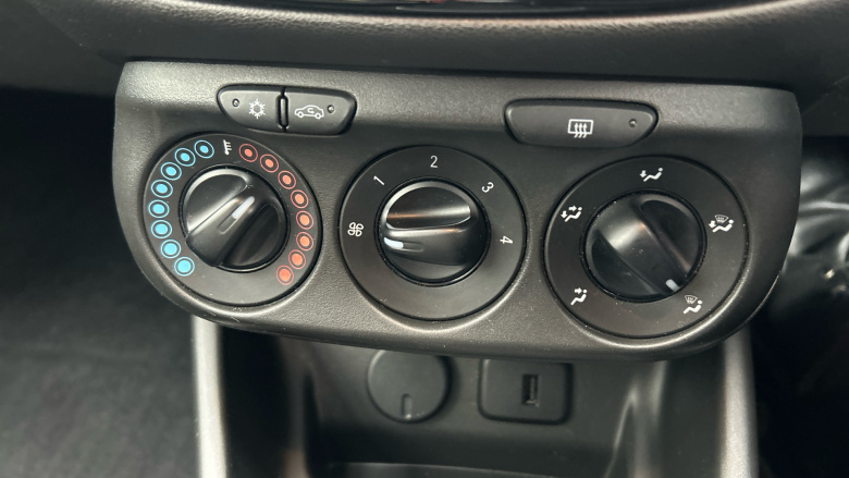 Vauxhall Corsa 1.4 Design 5dr Petrol Hatchback